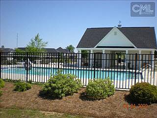 5th image of 225 Cottontail Ln