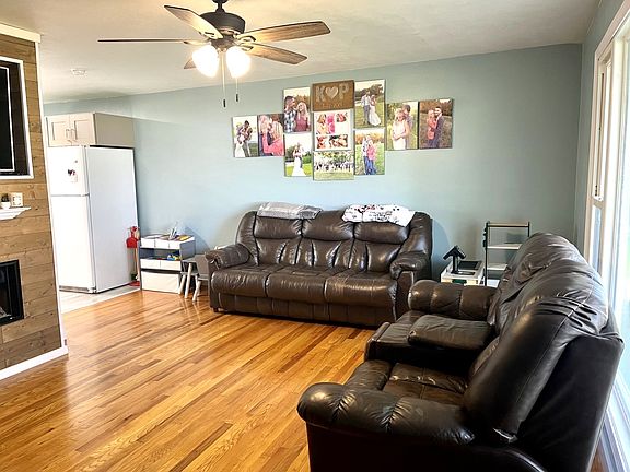 5th image of 5003 Hillsdale Ave
