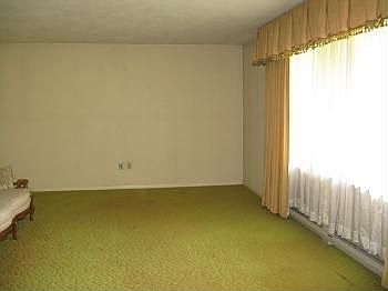 2nd image of 971 W Orchard Ave
