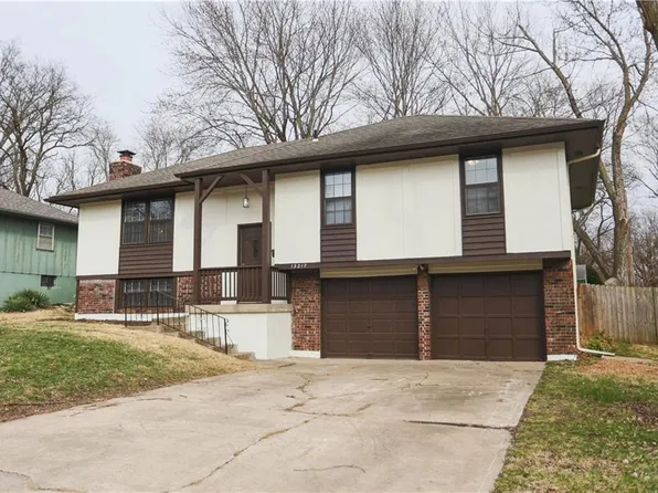 13217 Lowell Ave, Grandview, MO 64030