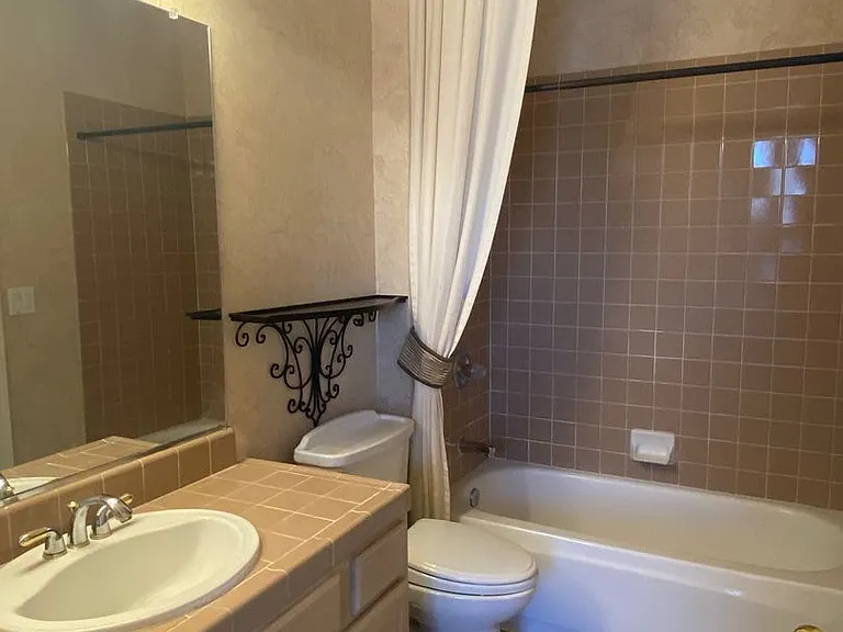 9780 Shadowstone Ct — Photo 16