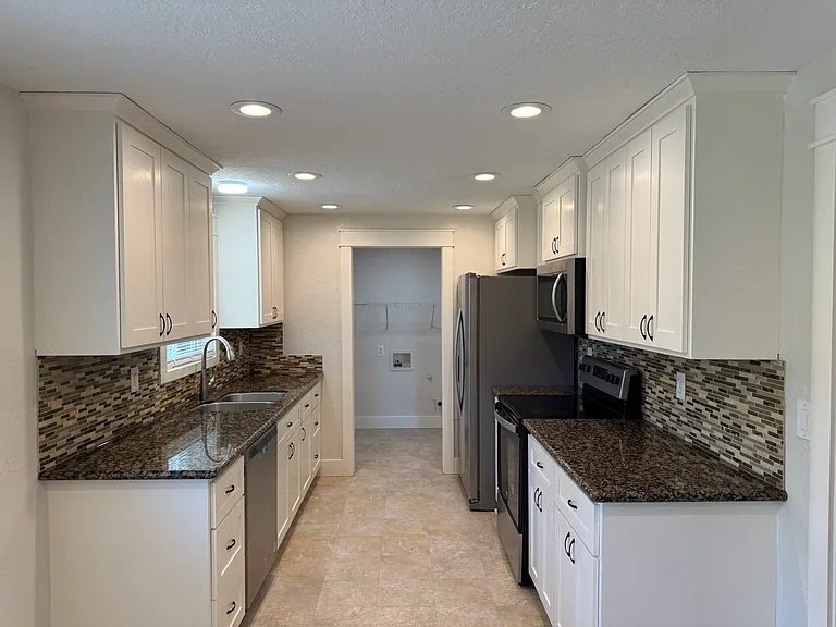 451 Hrubetz Rd SE — Photo 11
