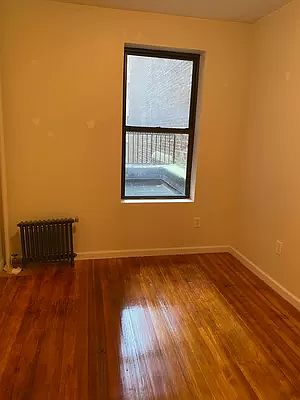 3rd image of 217 E 86th St #2B