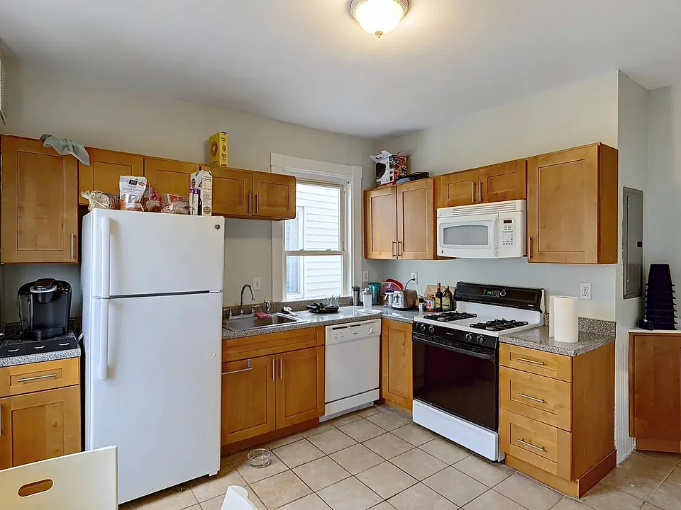 378A Washington St #3