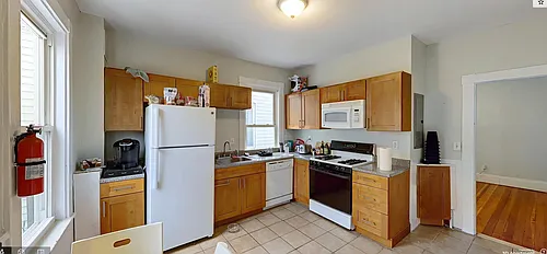 378A Washington St #3 Photo 1