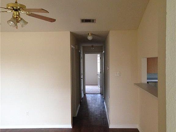 2nd image of 2303 Pronghorn Ln