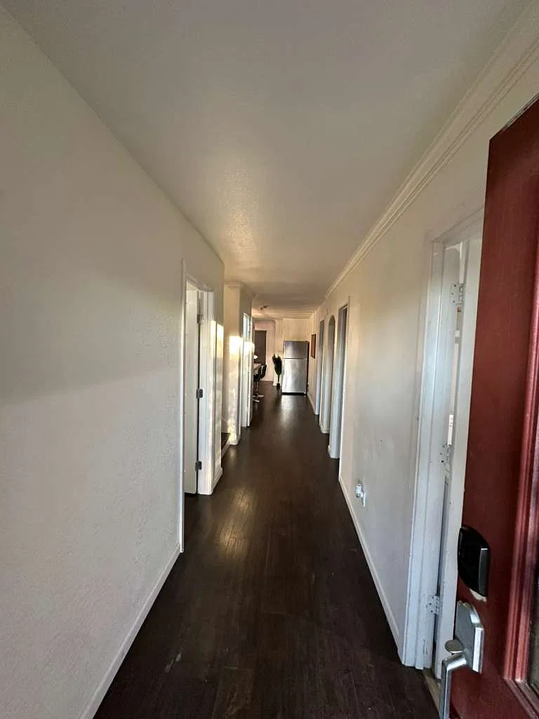 Lemon Grove Dr — Photo 3