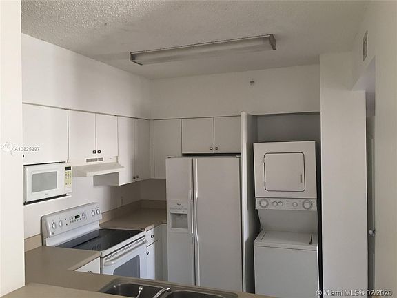4th image of 5099 NW 7th St #6-PENTHOUSE