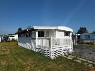 288 Foxhunt Lockport, Lockport, NY 14094