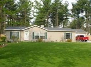 2823 E Evergreen Dr, Warsaw, IN 46582