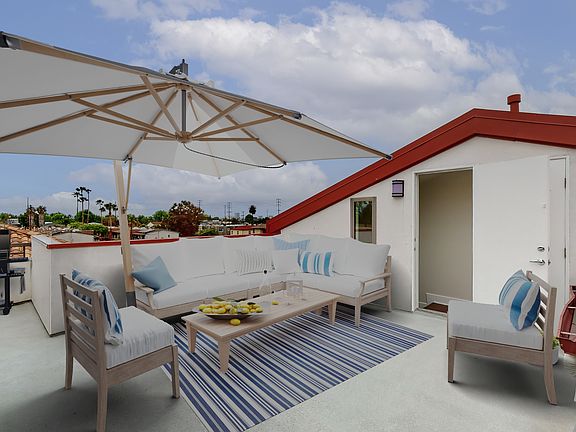Private rooftop deck