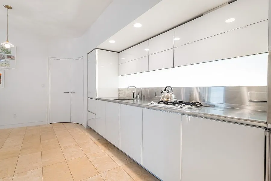 1 bed, 945 sqft, $3,250 — Photo 4
