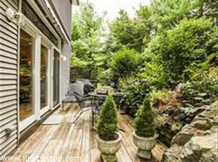 38 Thurston Rd, Newton Upper Falls, MA 02464