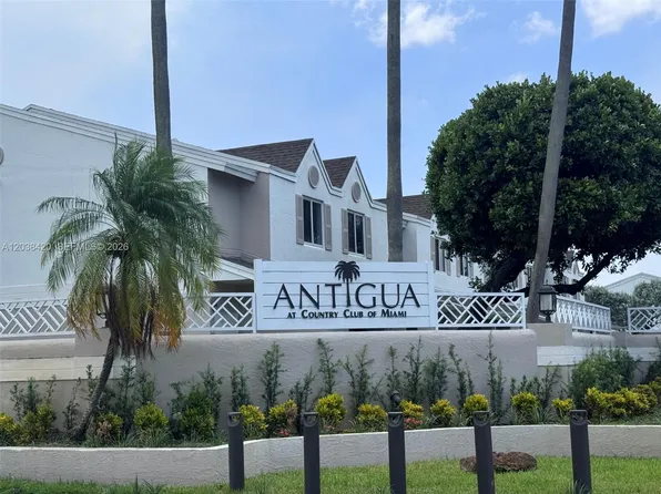 17425 NW 67th Pl #N-13, Hialeah, FL 33015