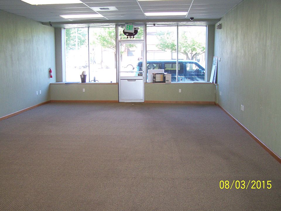 1st image of 131 W Railroad Ave