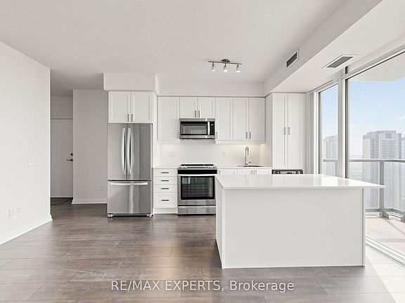 4th image of 7895 Jane St #3506
