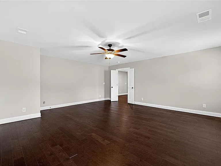 3047 Mountain Shadow Way — Photo 35