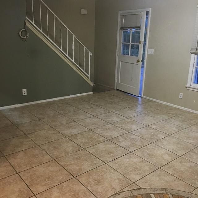1st image of 1469 Dorothy Ave