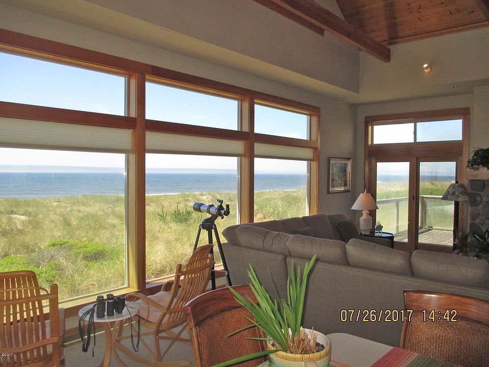 1st image of 341 Salishan Dr