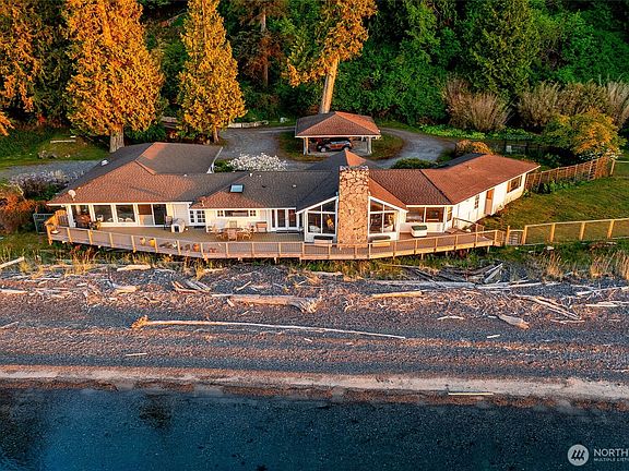 3rd image of 664 Tidewinds Lane