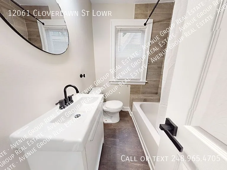 12061 Cloverlawn St — Photo 10