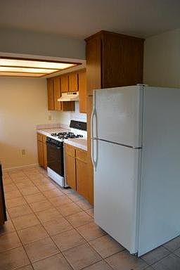 4th image of 3853 Walnut Dr APT B