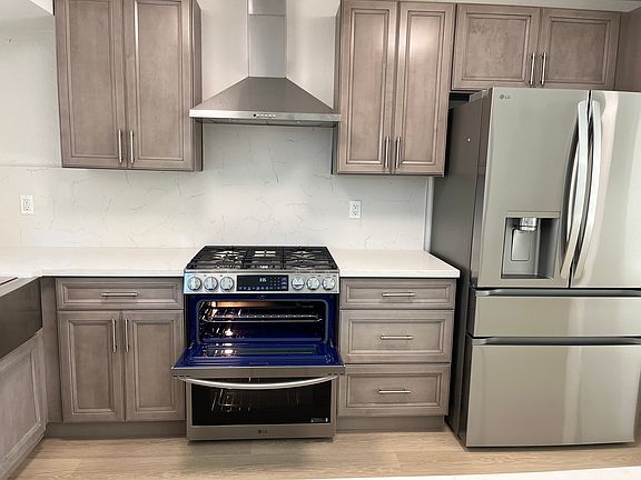 4th image of 18623 Melody Ln