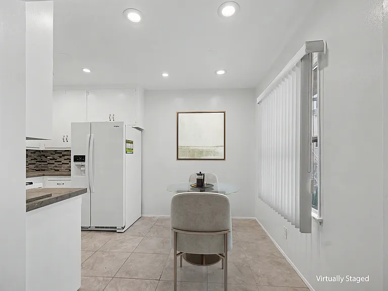 1037 N Curson Ave #2 — Photo 10
