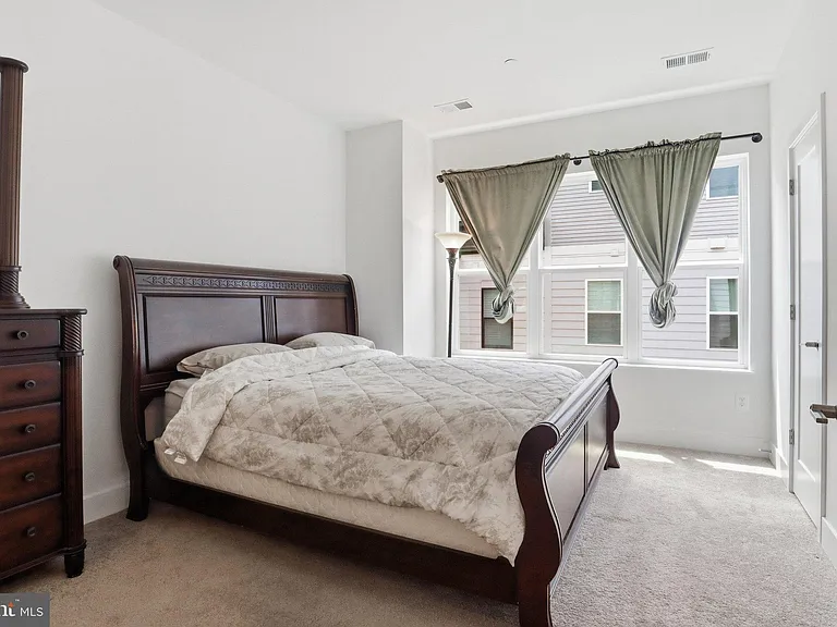 2103 Tysons Rd — Photo 16