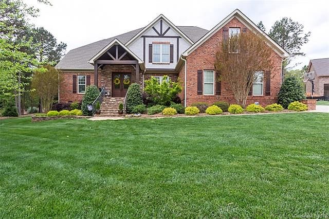 1st image of 6211 Fox Chase Dr