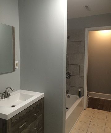 2nd image of 1656 N Keeler Ave APT 2C