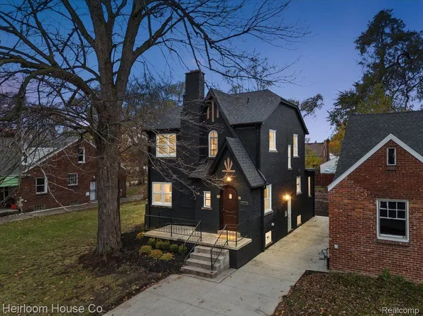 10451 McKinney St, Detroit, MI 48224