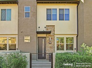 19541 W Cardigan Dr, Northridge, CA 91324
