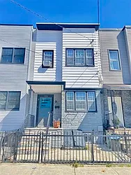 192A Bowers Street