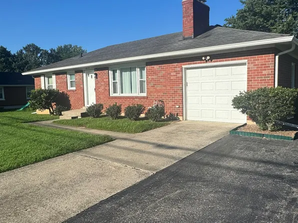9910 Stonestreet Rd, Louisville, KY 40272
