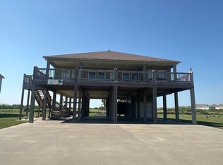 437 Atkinson St, Crystal Beach, TX 77650