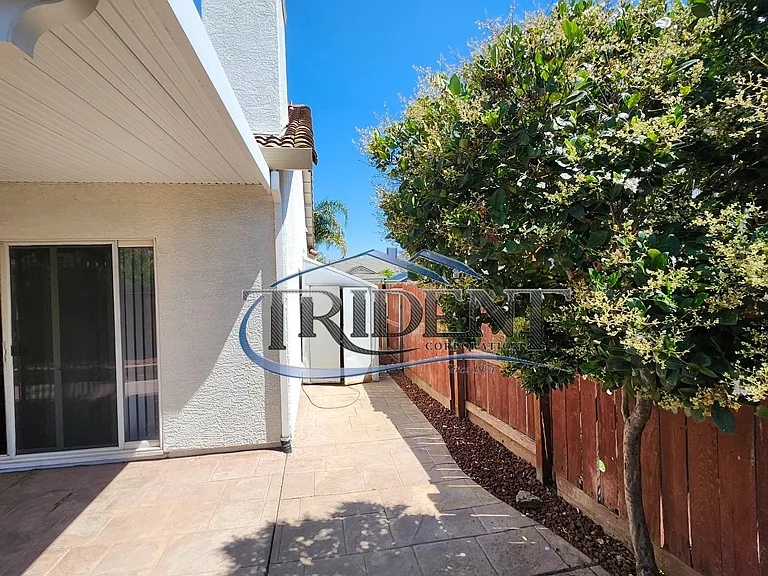 1715 Shoreline Dr — Photo 25