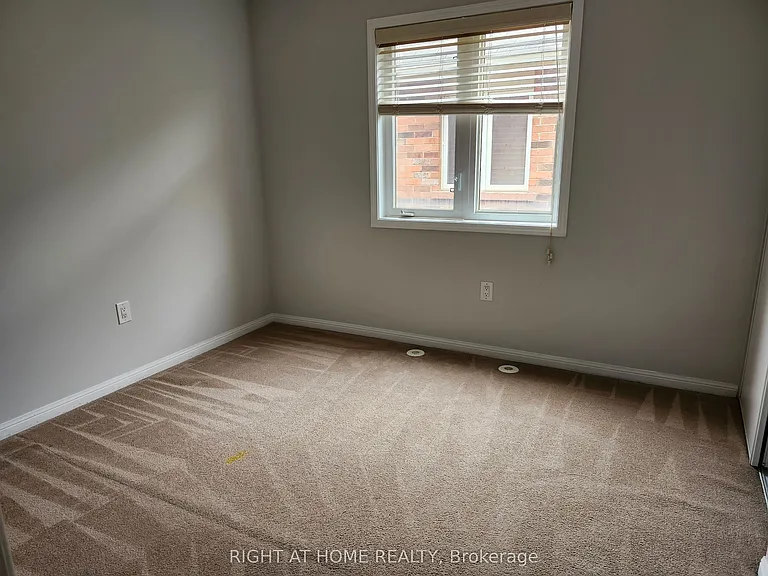 786 Bolingbroke Dr — Photo 30