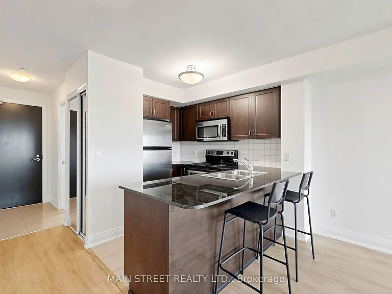 30 N Park Rd #506 — Photo 21