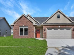 1609 Patton Dr #A, Mahomet, IL 61853