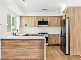1614 1/2 S Sycamore Ave, Los Angeles, CA 90019
