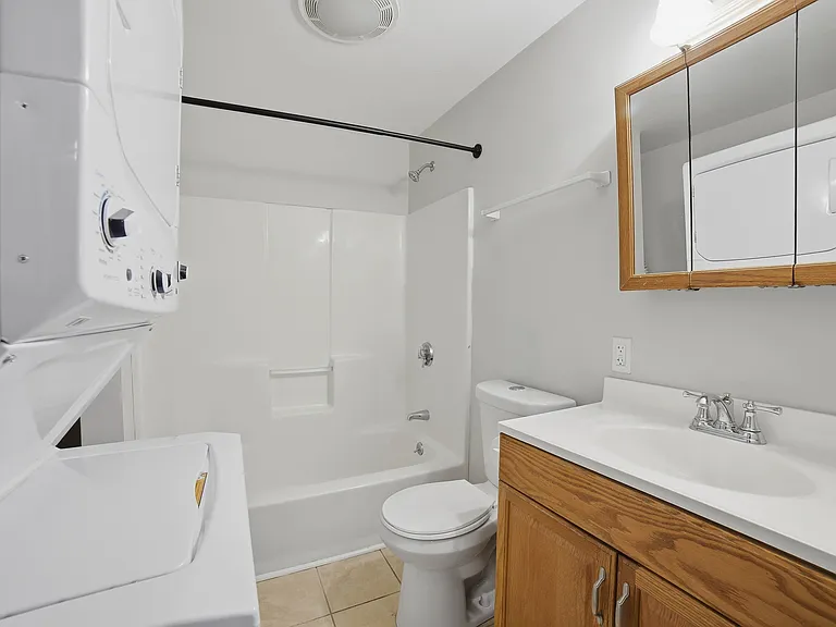 44 Howarth Rd #5 — Photo 15