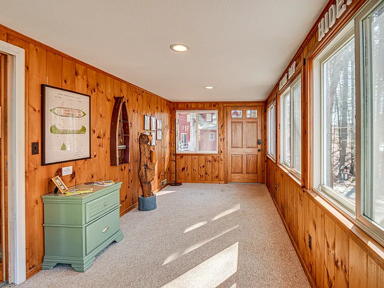 230 E Side Dr — Photo 22