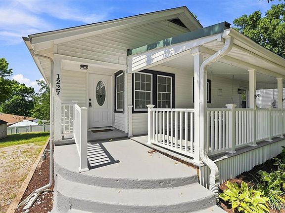 5th image of 1227 Crystal Heights Rd
