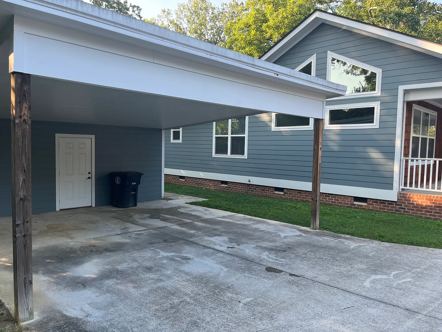 3 bed, 1630 sqft, $2,495 — Photo 2