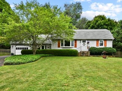 74 E Charlton Rd, Spencer, MA, 01562