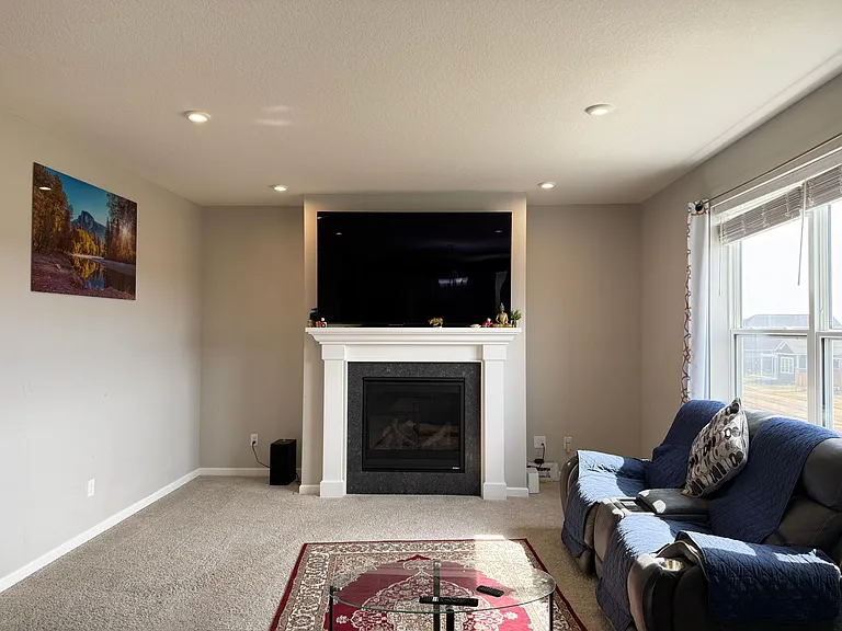 1866 Spring Creek Dr — Photo 8