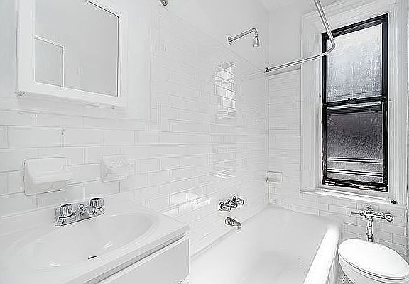 5th image of 22-06 38th St #2A