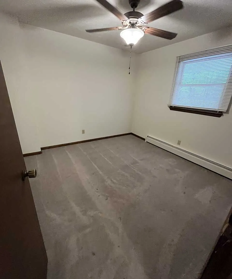 2 bed, 1.5 bath, $1,200 — Photo 2