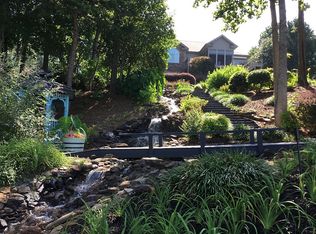 308 Oakleaf Ct, Seneca, SC 29672